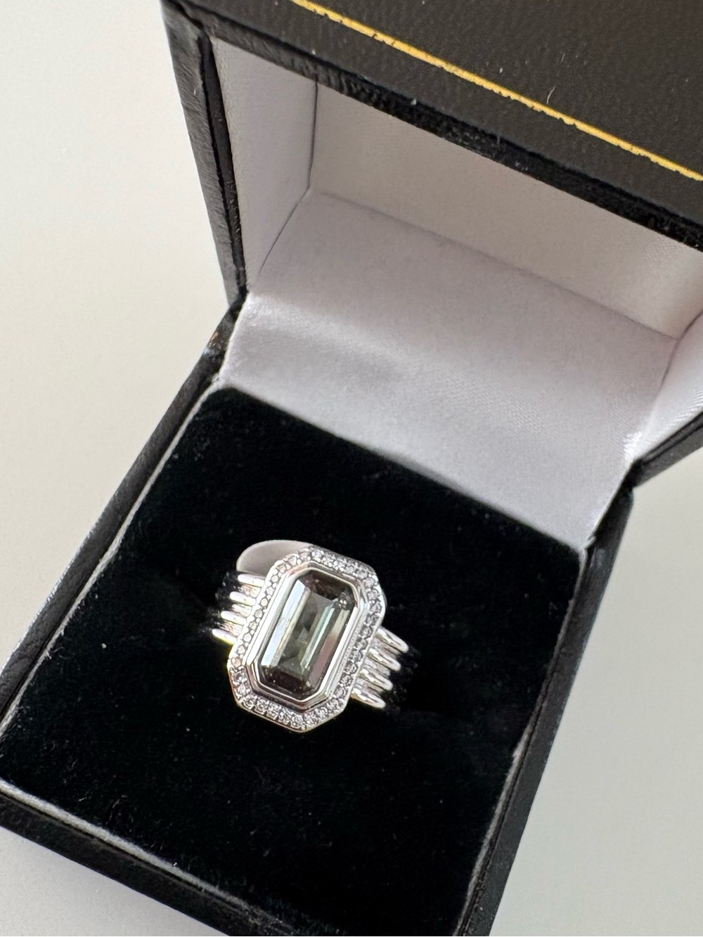 Bomb Party Rosecliff Ring RG26395 Tourmaline Green Spinel Rhodium Plating